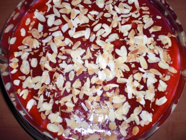 Himbeertorte mit Schoko- und Vanillesahne - Rezept - kochbar.de