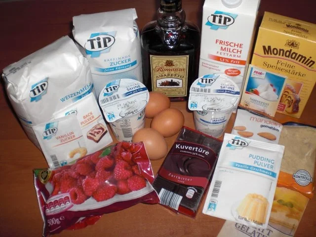 Himbeertorte mit Schoko- und Vanillesahne - Rezept - Bild Nr. 2