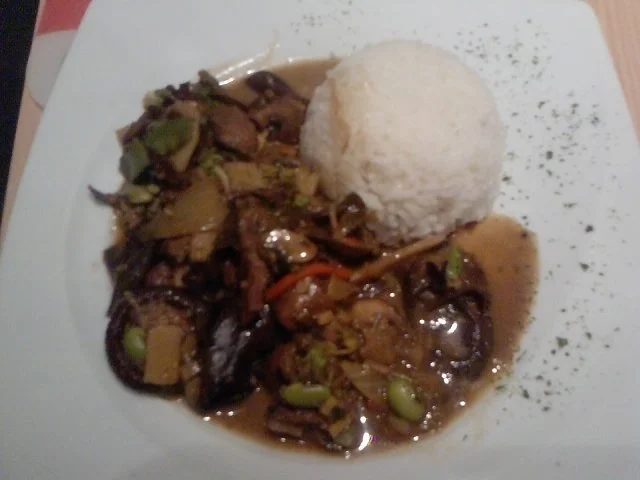 OCHSE FÄLLT VON DER CHINESISCHEN MAUER IN DEN WOK -ODER- CHINESISCHER OCHSE - Rezept - Bild Nr. 10