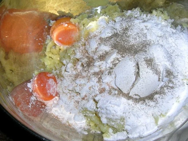 Rezept: Gnocchi hausgemacht (wir hatten sie zu meiner Entenkeule italienisch) Bild Nr. 2 Gnocchi hausgemacht (wir hatten sie zu meiner Entenkeule italienisch) - Rezept - Bild Nr. 2