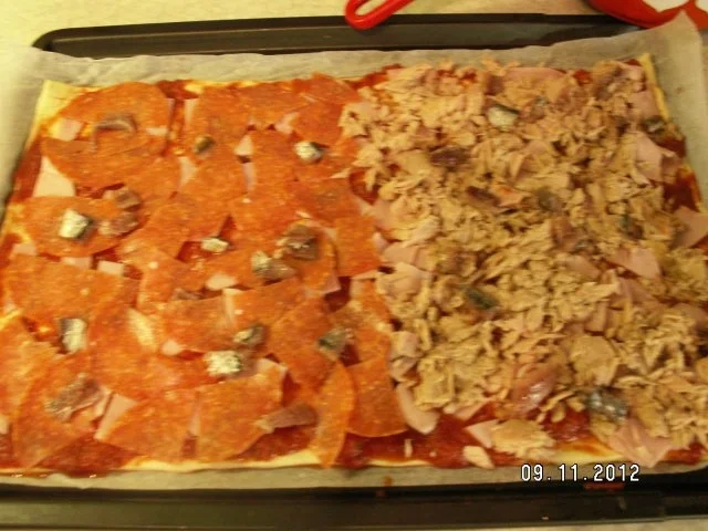 Rezept: Schnelle Pizza Fifty-Fifty Bild Nr. 7 Schnelle Pizza Fifty-Fifty - Rezept - Bild Nr. 7