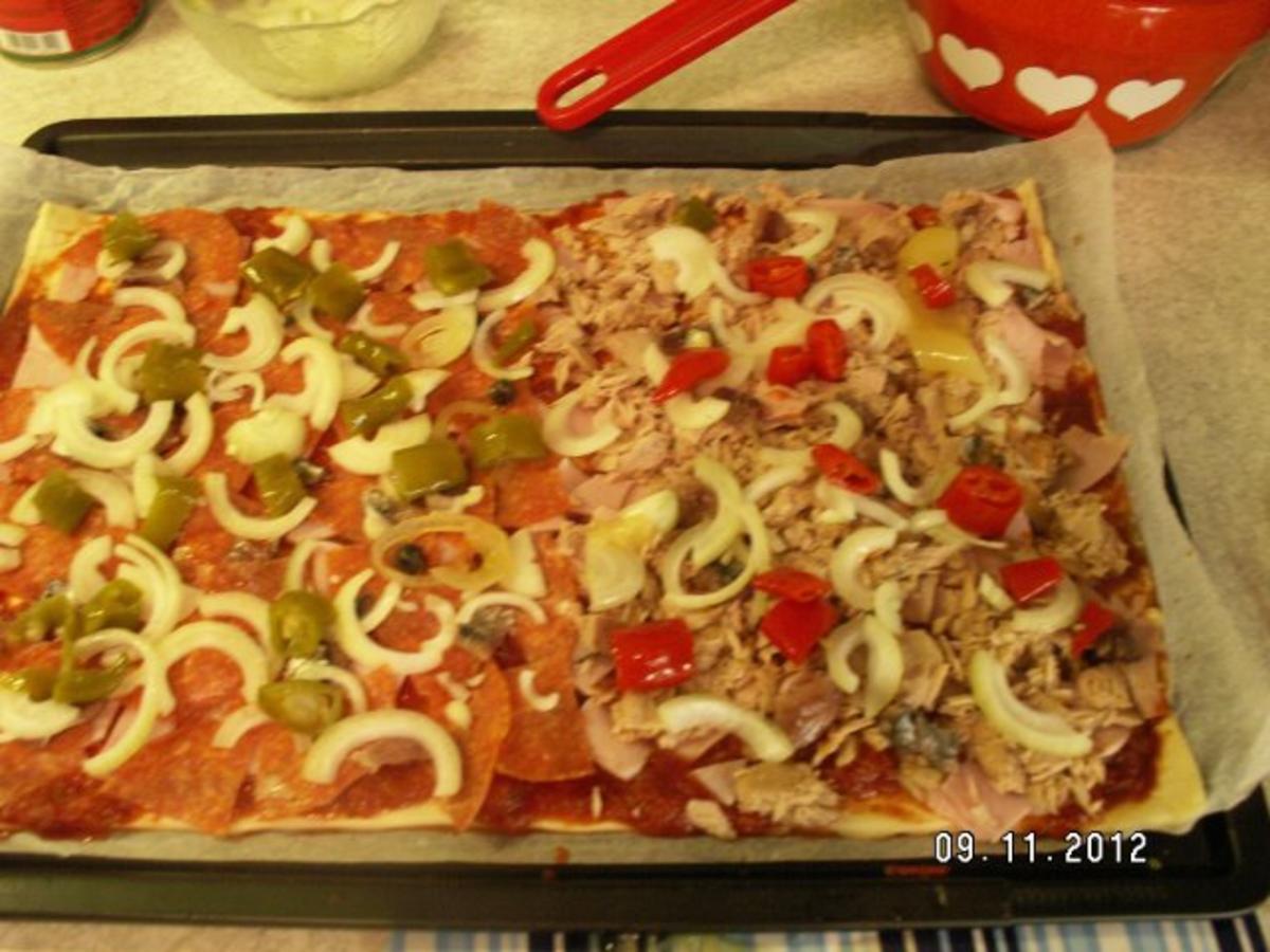 Schnelle Pizza Fifty-Fifty - Rezept - Bild Nr. 9