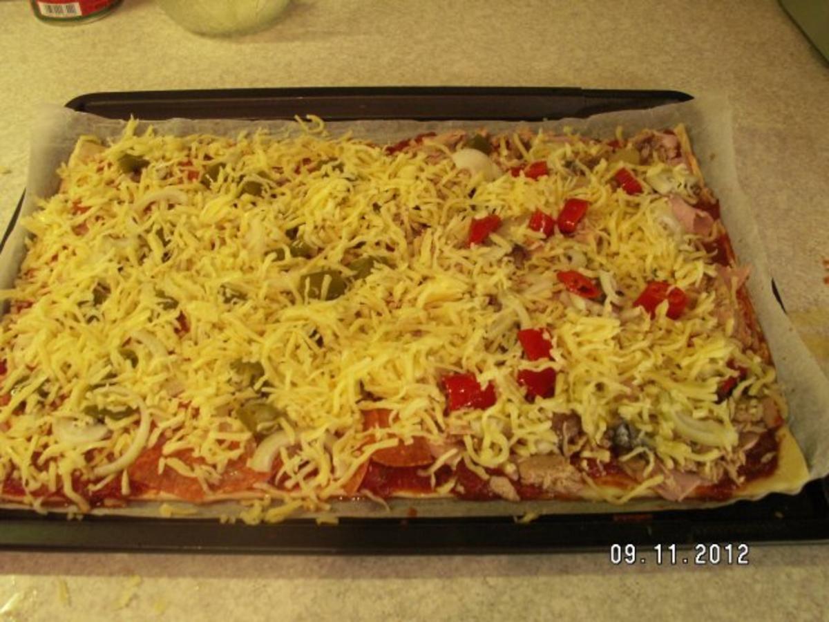 Schnelle Pizza Fifty-Fifty - Rezept - Bild Nr. 10