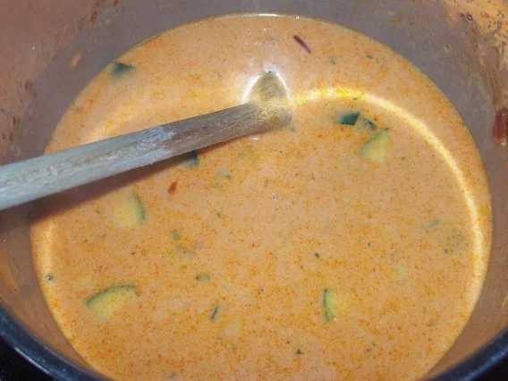 Vier-Käse-Lachs-Lasagne-Rollen in cremiger Gemüsesoße - Rezept - Bild Nr. 7