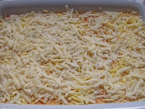 Vier-Käse-Lachs-Lasagne-Rollen in cremiger Gemüsesoße - Rezept - Bild Nr. 12