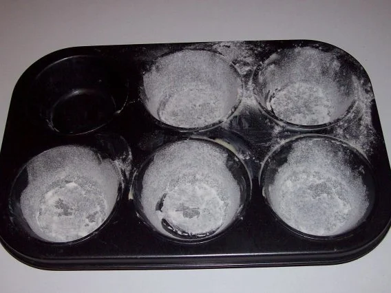 Vorspeise/Abendessen: Blätterteig-Lachs-Törtchen mit Pesto und Tomaten - Rezept - Bild Nr. 5