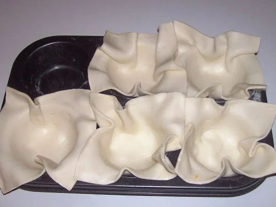 Vorspeise/Abendessen: Blätterteig-Lachs-Törtchen mit Pesto und Tomaten - Rezept - Bild Nr. 6