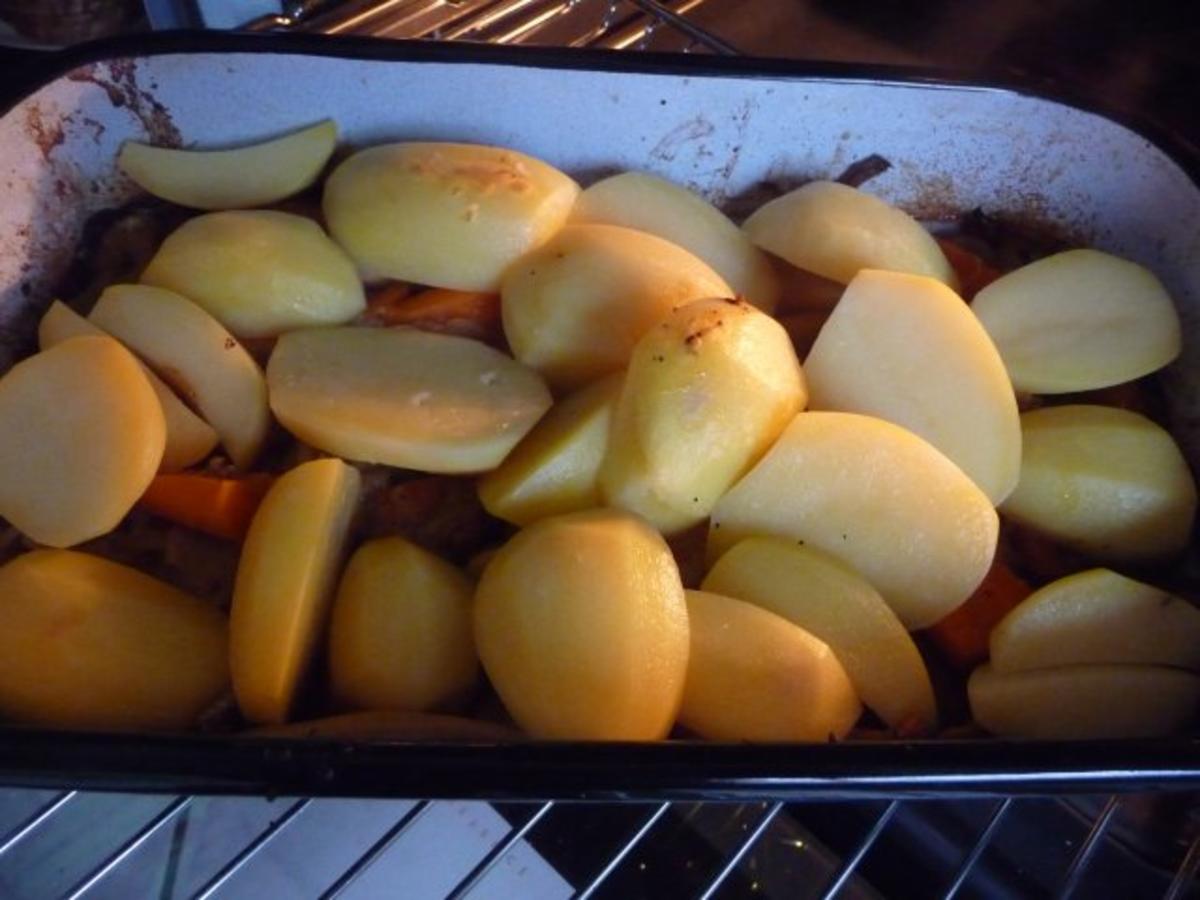 Geflügel : Putenoberschenkel auf Gemüsebett mit Kartoffeln - Rezept - Bild Nr. 20