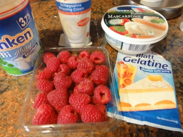 Rezept: Dessert: HIMBEER - JOGHURT - CREME Bild Nr. 2 Dessert: HIMBEER - JOGHURT - CREME - Rezept - Bild Nr. 2