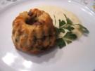 Knödel: Speck-Gugelhüpfchen in Käse-Sahne-Soße - Rezept