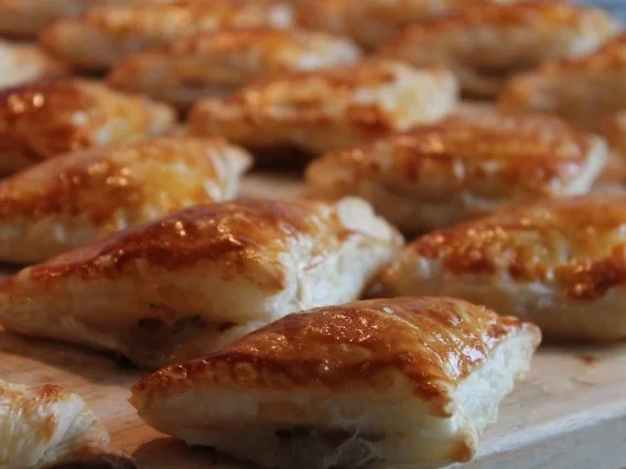 Gefüllte Blätterteigtaschen - Rezept - Bild Nr. 4