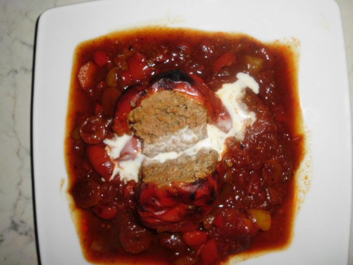 Gefüllter Paprika - einfach - von Enikoe Gefüllter Paprika - einfach - von Enikoe