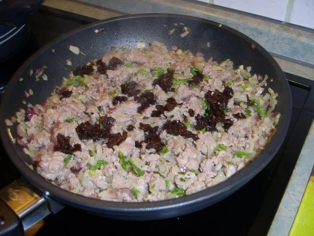 Bolognese mit Dürrpflaumen und Wachholder - Rezept - Bild Nr. 6