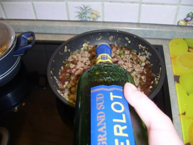 Bolognese mit Dürrpflaumen und Wachholder - Rezept - Bild Nr. 7