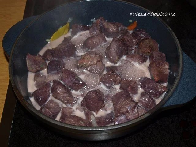 Rezept: Sauerbratengulasch vom Niederrhein Bild Nr. 3 Sauerbratengulasch vom Niederrhein - Rezept - Bild Nr. 3