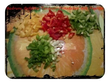 Rezept: Hackfleisch: Gefüllte Tandoori-Frikadellen mit Paprikagemüse Bild Nr. 3 Hackfleisch: Gefüllte Tandoori-Frikadellen mit Paprikagemüse - Rezept - Bild Nr. 3