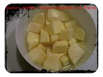 Rezept: Hackfleisch: Gefüllte Tandoori-Frikadellen mit Paprikagemüse Bild Nr. 6 Hackfleisch: Gefüllte Tandoori-Frikadellen mit Paprikagemüse - Rezept - Bild Nr. 6