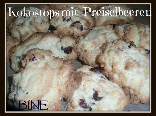 BiNe` S KOKOSTOPS MIT PREISELBEEREN - Rezept