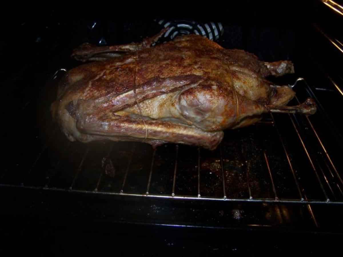 Gans mit Kastanienfüllung - einfach - von Florinda