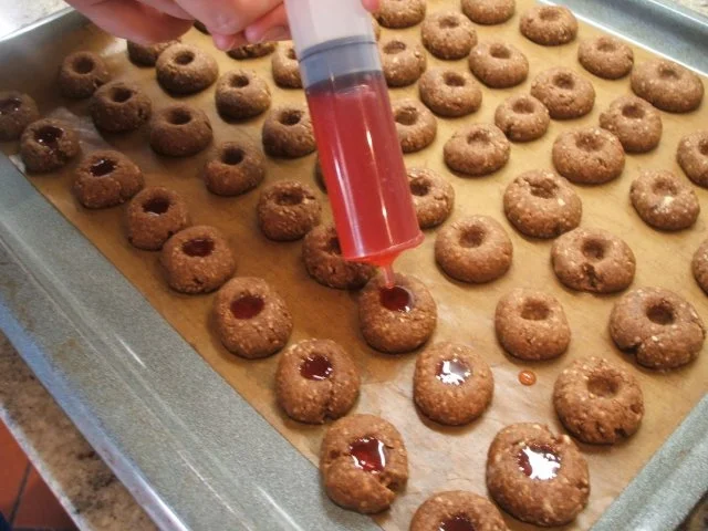 Rezept: Plätzchen: Hexenaugen Bild Nr. 7 Plätzchen: Hexenaugen - Rezept - Bild Nr. 7