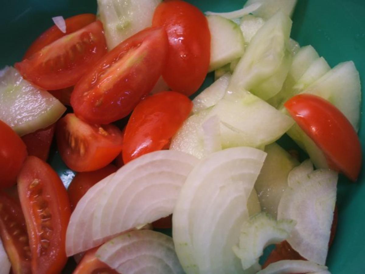 Salate: Lauwarmer Brez´nknödel-Salat - Rezept - Bild Nr. 3