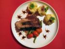 Gefüllte dicke Rippe mit Bohnenallerlei und Stampfkartoffeln - Rezept