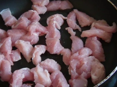 Geschnetzeltes mit Kohl und Weintrauben - Rezept - Bild Nr. 2