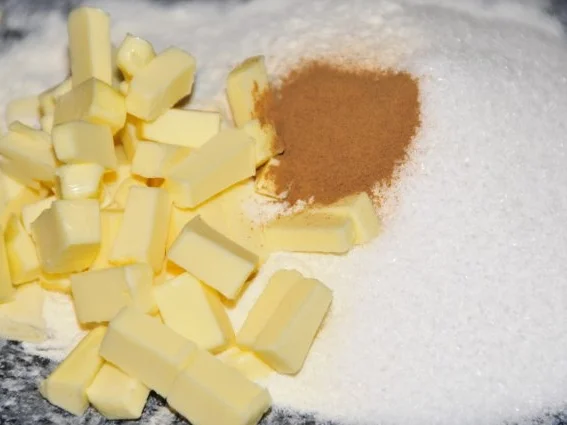 Traubenkuchen mit Butter-Zimt-Streusel - Rezept - Bild Nr. 6