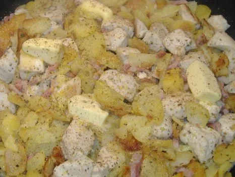 Rezept: Bratkartoffeln mit Hähnchenbrust Bild Nr. 3 Bratkartoffeln mit Hähnchenbrust - Rezept - Bild Nr. 3