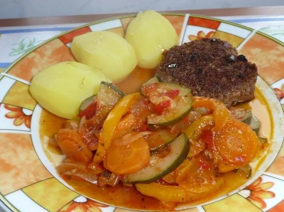 Hackfleisch: Frikadellen mit Salami und getrockneten Tomaten - Rezept - Bild Nr. 3