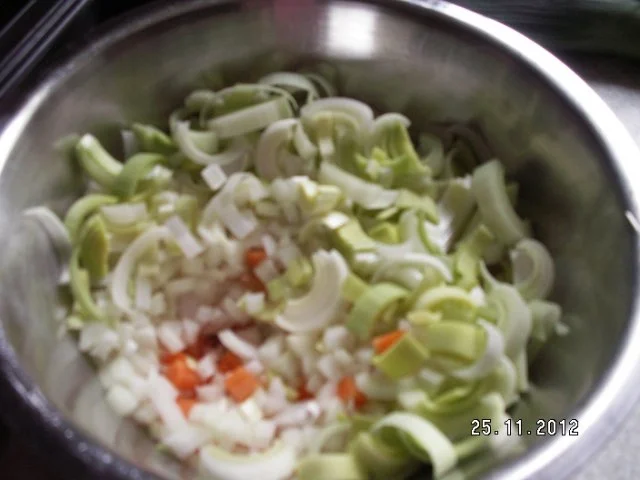 Rezept: Schweineschulter glasiert mit Rosenkohl Bild Nr. 5 Schweineschulter glasiert mit Rosenkohl - Rezept - Bild Nr. 5