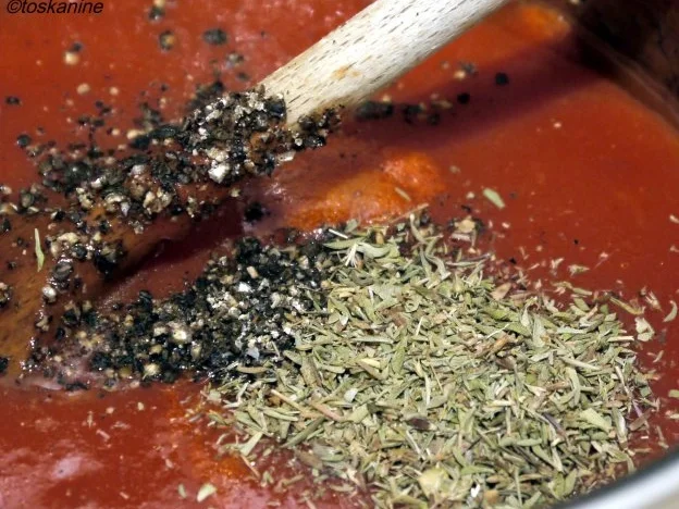 Überbackener Hackfleischstrudel mit Tomatenweizen - Rezept - Bild Nr. 5