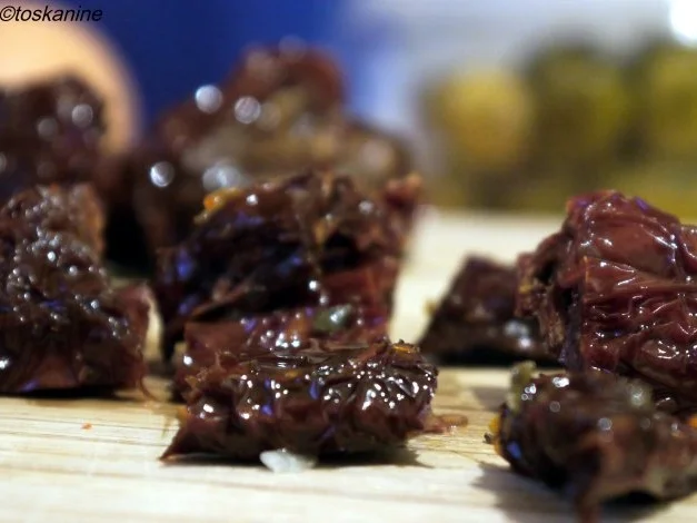 Überbackener Hackfleischstrudel mit Tomatenweizen - Rezept - Bild Nr. 6