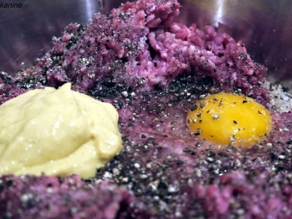 Überbackener Hackfleischstrudel mit Tomatenweizen - Rezept - Bild Nr. 9