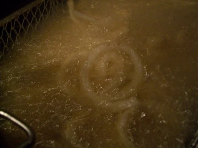 Bohnen "untereinander"/ gebratene Flönz/ Karamell-Äpfelchen /crunchy Zwiebeln - Rezept - Bild Nr. 7