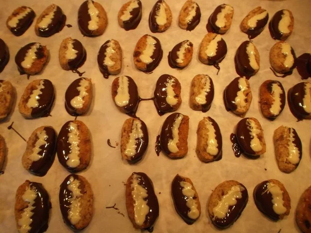 Zarte Nugat-Busserl - Rezept