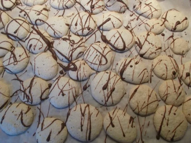 Rezept: Mandel-Kränzchen Mandel-Kränzchen - Rezept