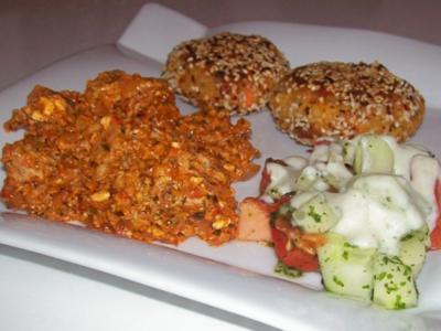 Orientalische Putenfiletpfanne mit Feta und Ajvar - Rezept