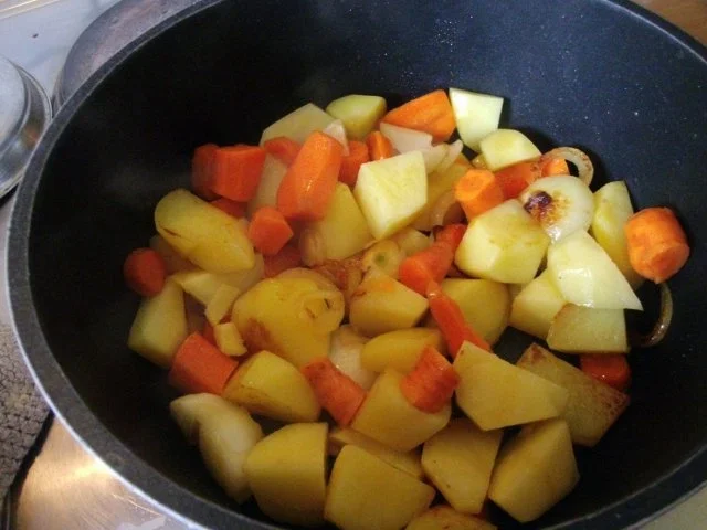 Rezept: Fischtopf mit 3erlei Fisch in einer Dillsauce Bild Nr. 8 Fischtopf mit 3erlei Fisch in einer Dillsauce - Rezept - Bild Nr. 8