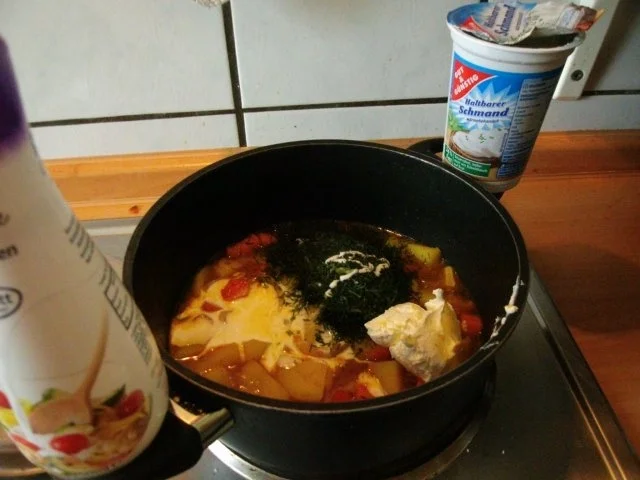 Rezept: Fischtopf mit 3erlei Fisch in einer Dillsauce Bild Nr. 11 Fischtopf mit 3erlei Fisch in einer Dillsauce - Rezept - Bild Nr. 11