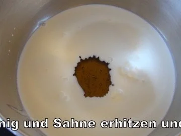 Rezept: Berner Nusstäschchen Bild Nr. 4 Berner Nusstäschchen - Rezept - Bild Nr. 4