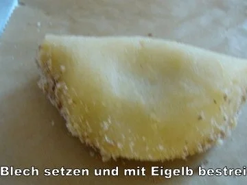 Rezept: Berner Nusstäschchen Bild Nr. 12 Berner Nusstäschchen - Rezept - Bild Nr. 12