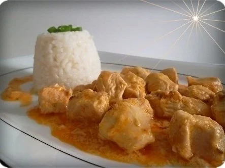 Deftiges Putengulasch mit Sushi Reis - Rezept - Bild Nr. 2