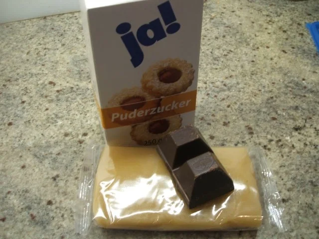 Rezept: Backen: Weihnachtstorte - für die 20iger Tortenform Bild Nr. 20 Backen: Weihnachtstorte - für die 20iger Tortenform - Rezept - Bild Nr. 20