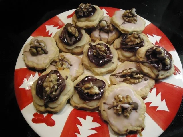 Rezept: Spekulatius mit Marzipan und einer Glühweinhaube Spekulatius mit Marzipan und einer Glühweinhaube - Rezept