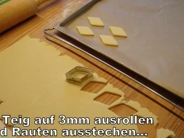 Rezept: Mandel-Makronen Rauten Bild Nr. 8 Mandel-Makronen Rauten - Rezept - Bild Nr. 8