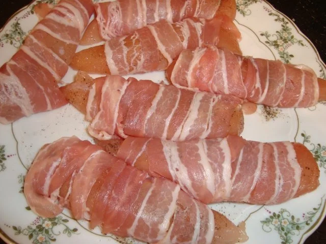 Rezept: Hähnchenfilet im Speckmantel mit Champignon-Sahnesauce Bild Nr. 6 Hähnchenfilet im Speckmantel mit Champignon-Sahnesauce - Rezept - Bild Nr. 6