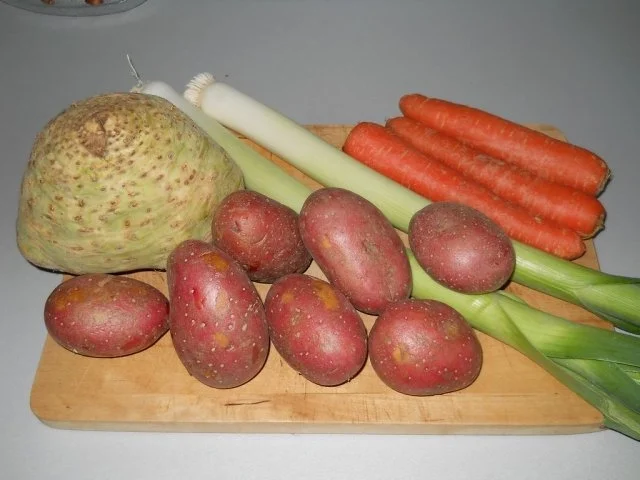 Rezept: Kartoffelsuppe Bild Nr. 2 Kartoffelsuppe - Rezept - Bild Nr. 2