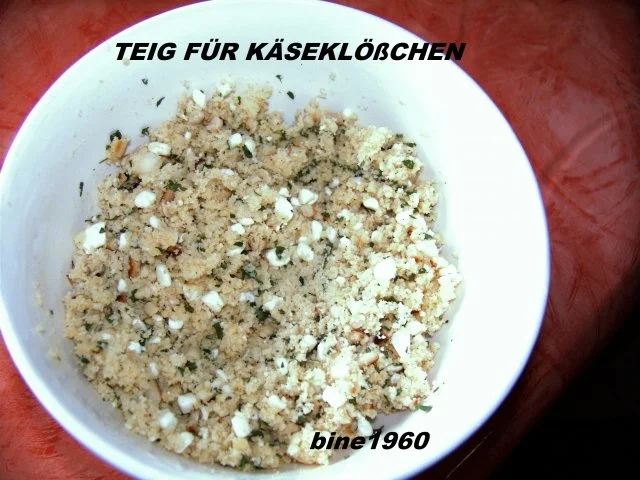 SUPPENEINLAGE: KÄSEKLÖßCHEN - Rezept - Bild Nr. 2