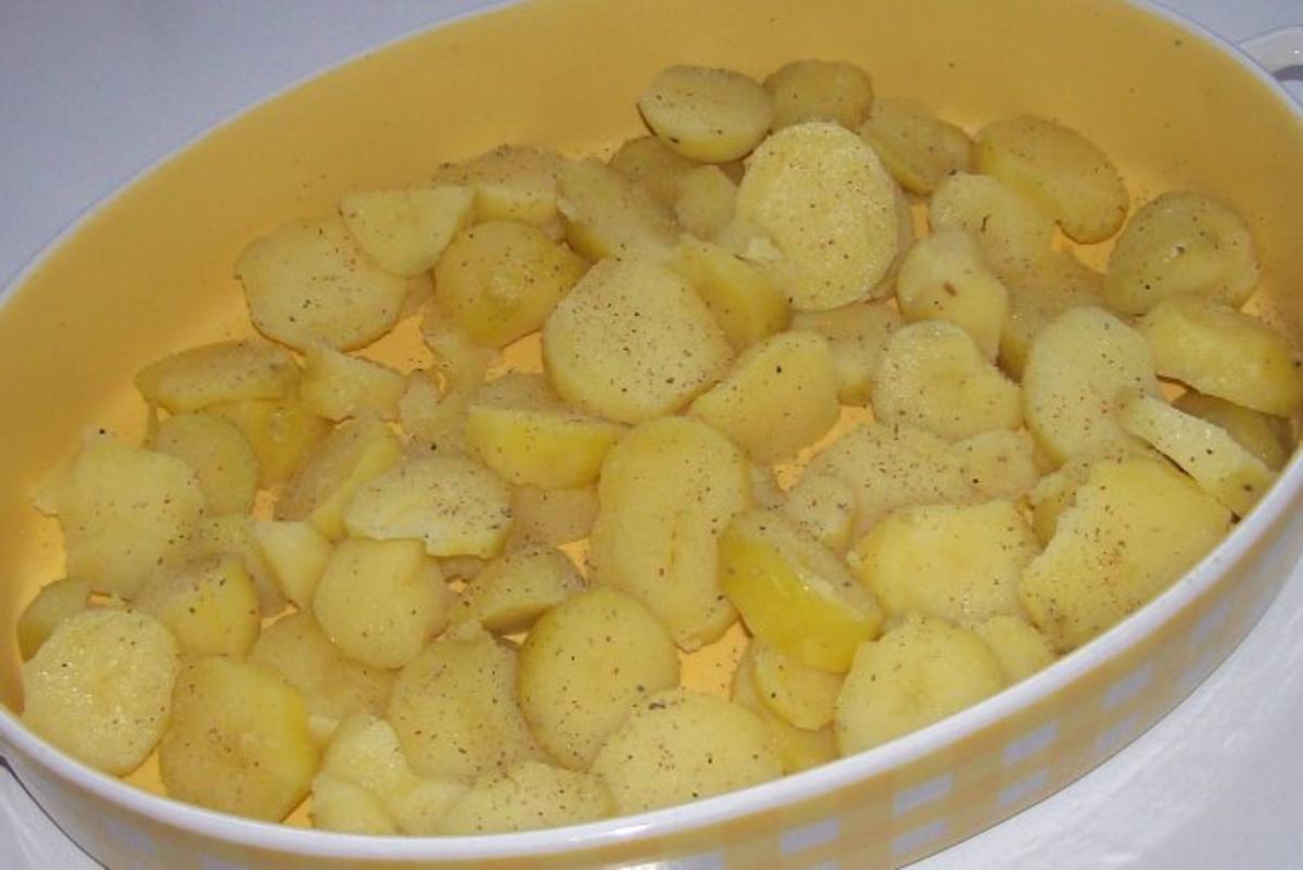 Würziger Kartoffel-Champignon-Auflauf mit Gorgonzola und Pesto-Guss - Rezept - Bild Nr. 9